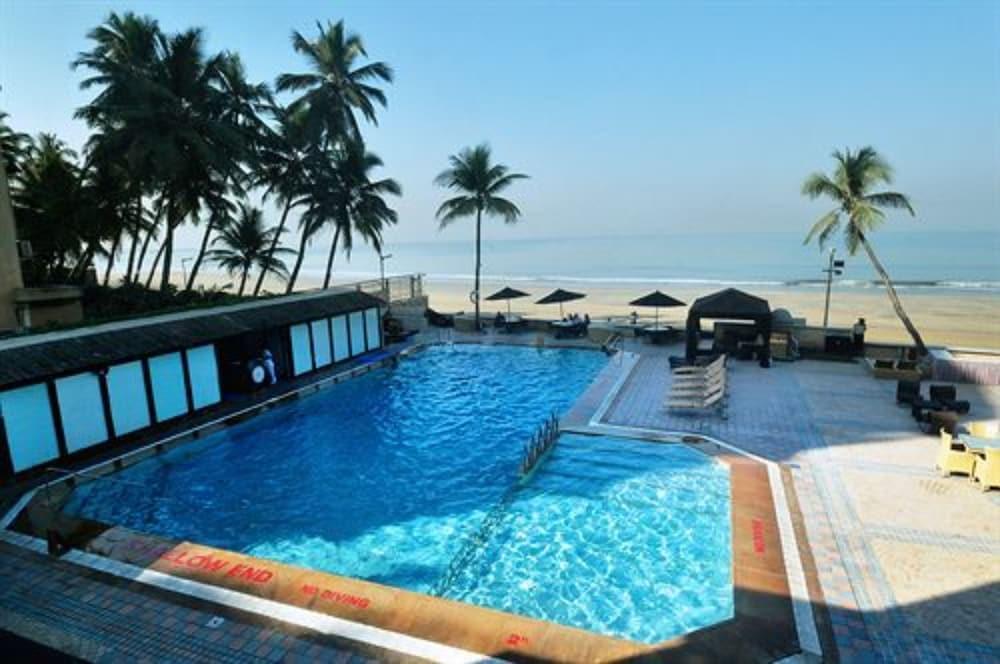 Hotel Sea Princess Mumbai Bagian luar foto