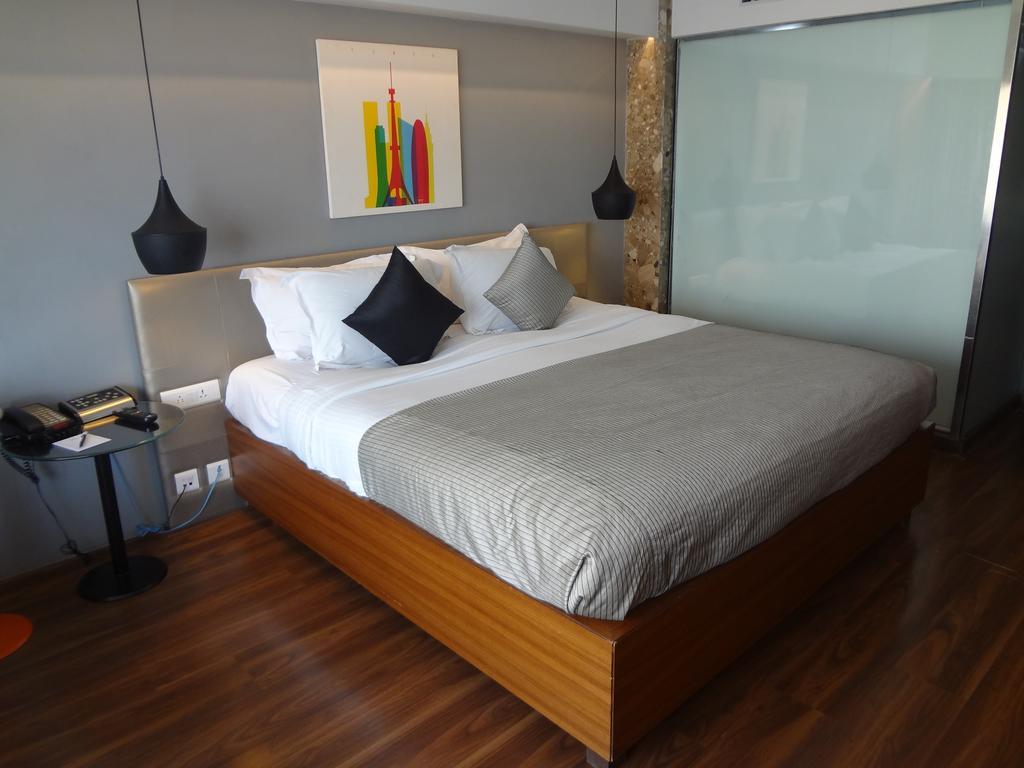 Hotel Sea Princess Mumbai Ruang foto