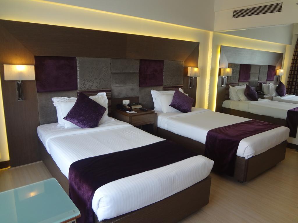 Hotel Sea Princess Mumbai Bagian luar foto