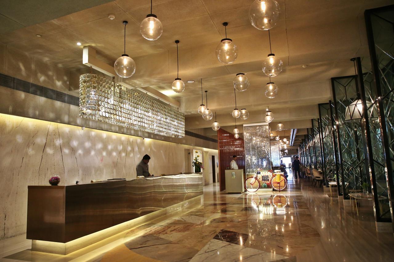 Hotel Sea Princess Mumbai Bagian luar foto