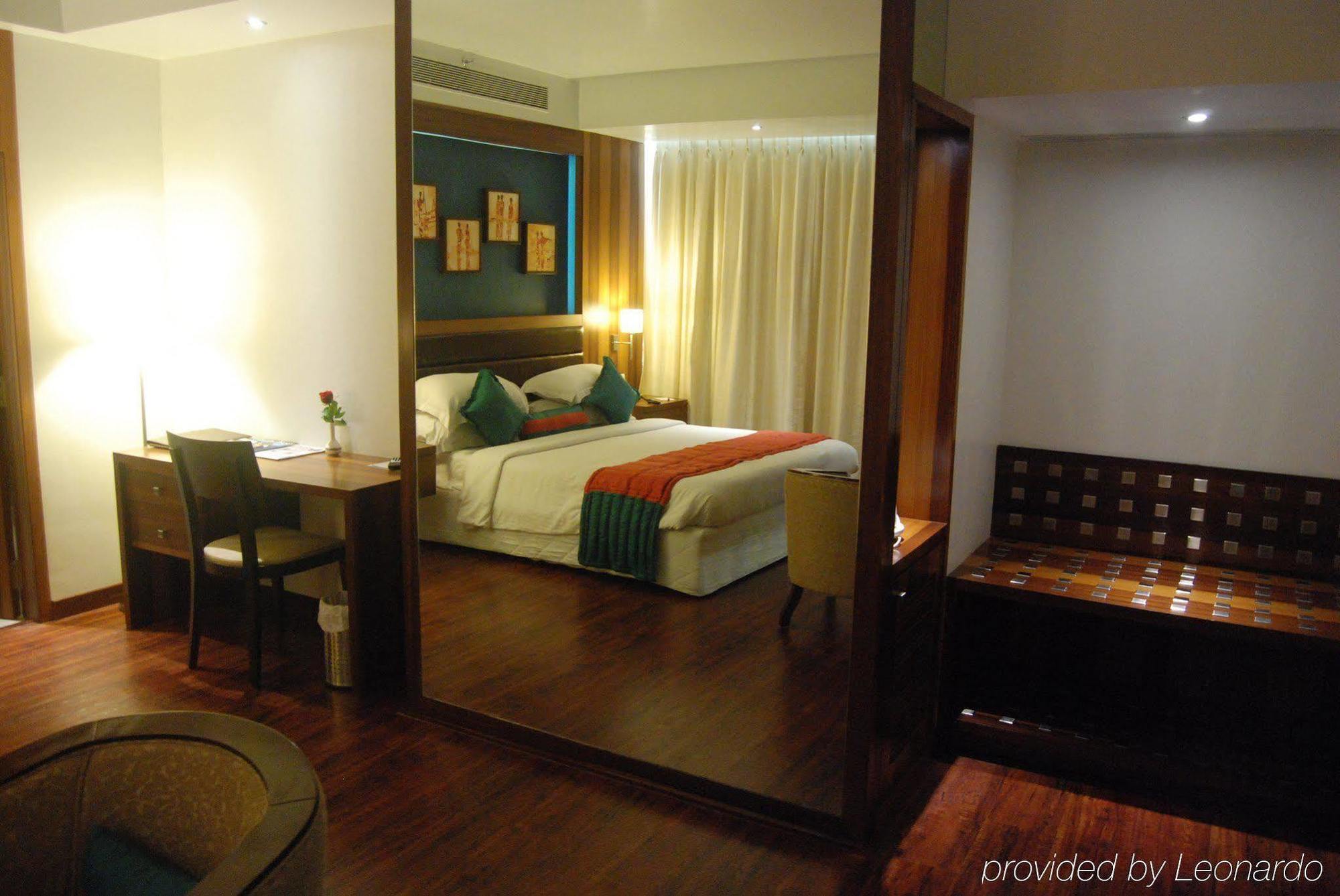Hotel Sea Princess Mumbai Ruang foto