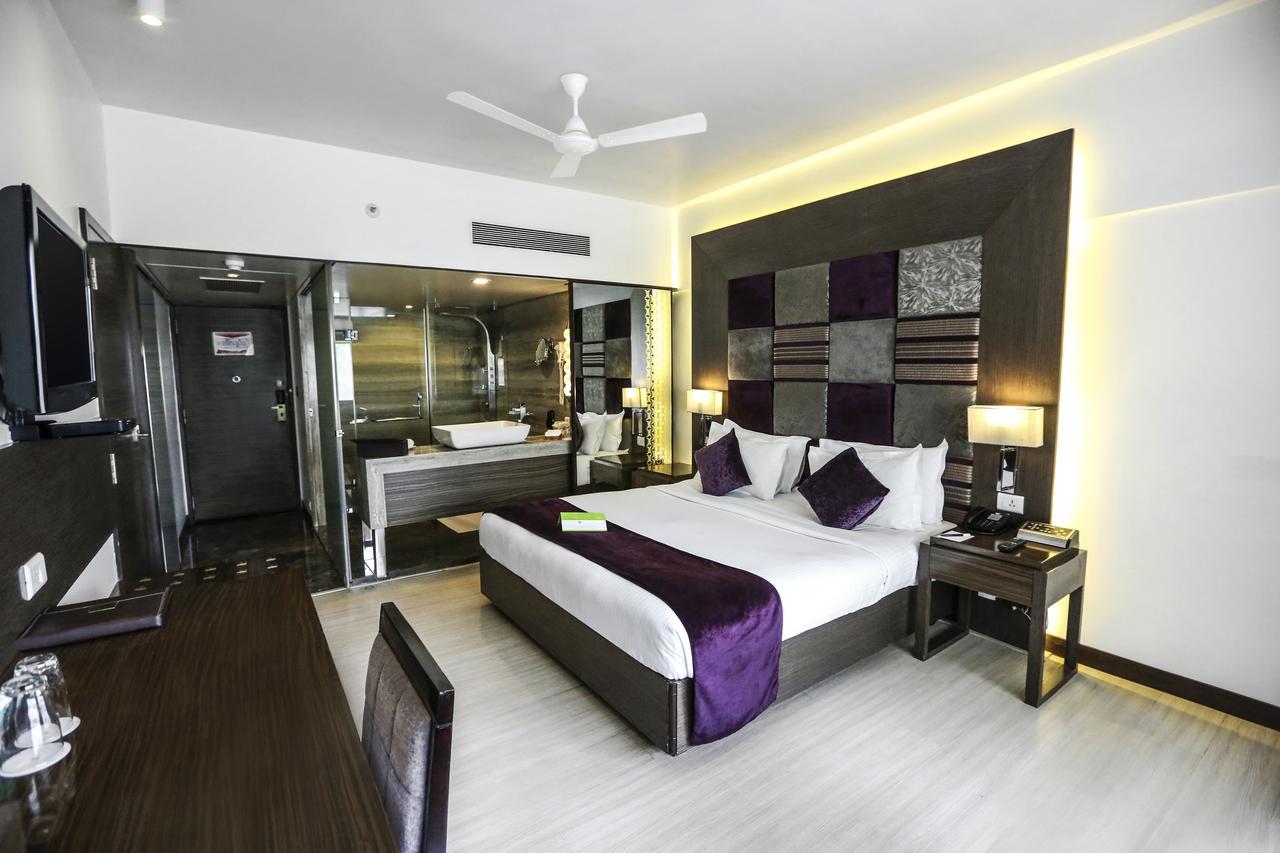 Hotel Sea Princess Mumbai Bagian luar foto