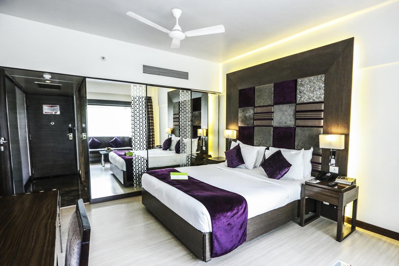 Hotel Sea Princess Mumbai Bagian luar foto